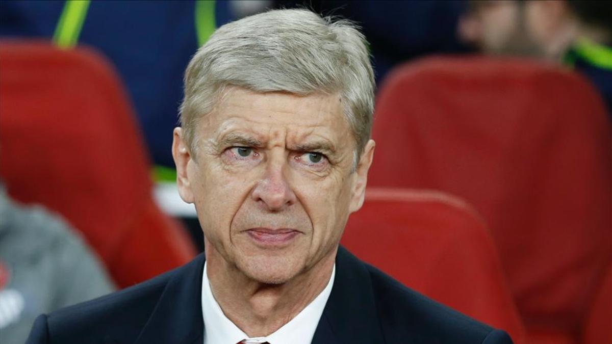 Wenger podría abandonar el Arsenal al acabar la temporada.