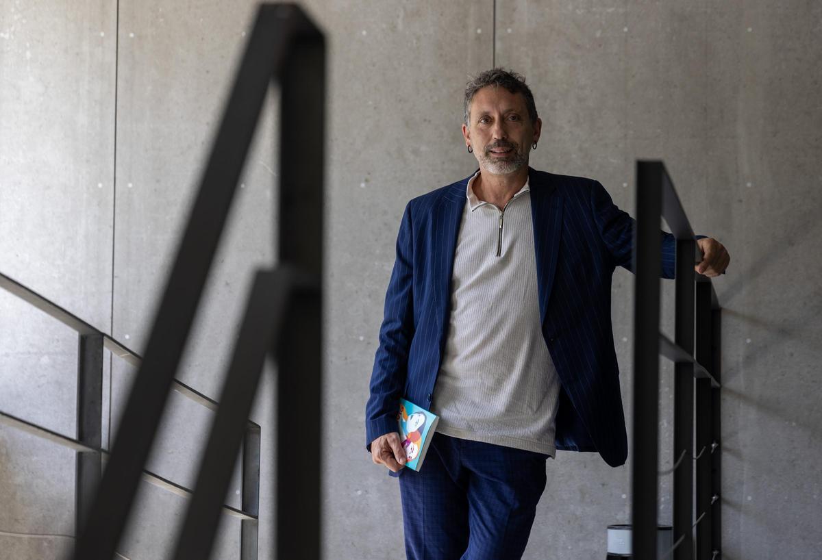 El escritor Carles Cortés