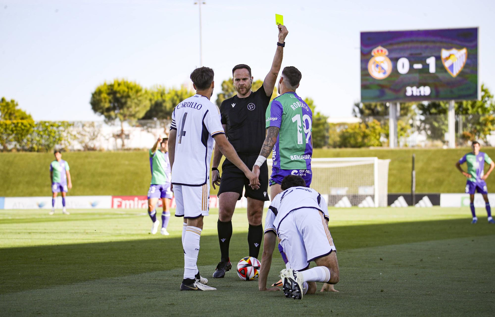 Primera RFEF: Real Madrid Castilla . Málaga CF