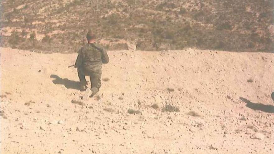 Recreación del ejercicio en el campo de Agost, en Alicante. |