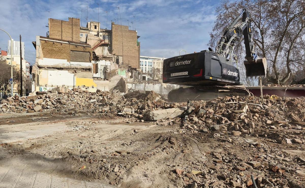 Glòries creix cap a Consell de Cent amb el  derroc de 79 finques