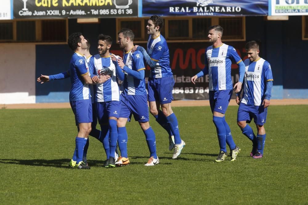 El partido entre el Real Avilés y el Siero, en imágenes