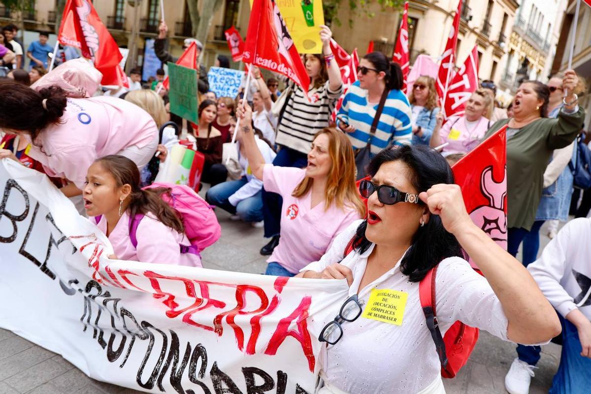 Manifestación en apoyo a las limpiadoras de los institutos de Córdoba, hace unos días.