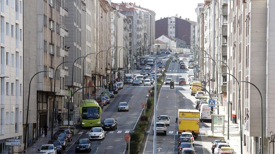 Estado actual de la avenida Rosalía de Castro en Milladoiro, Ames