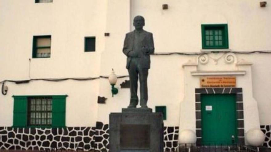 Sede de la UNED en Lanzarote. | | LP/DLP