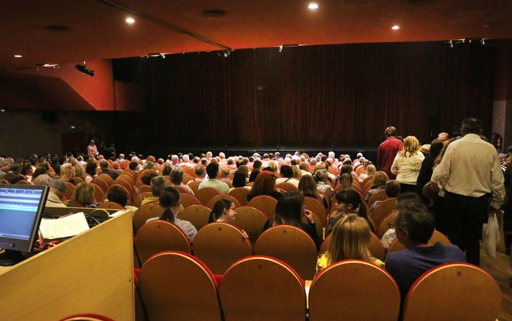 El montaje malagueño 'En ocasiones veo a Umberto' despide varias décadas de existencia del teatro de la calle Córdoba, que pasará a convertirse en el Teatro del Soho, el proyecto de Banderas