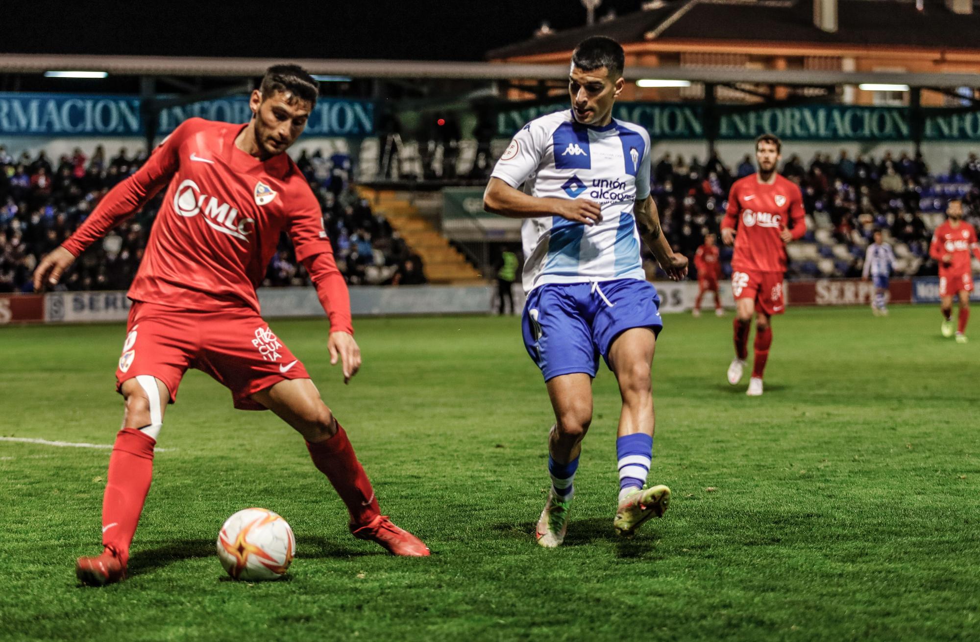 Tercer pinchazo seguido del Alcoyano (0-2)