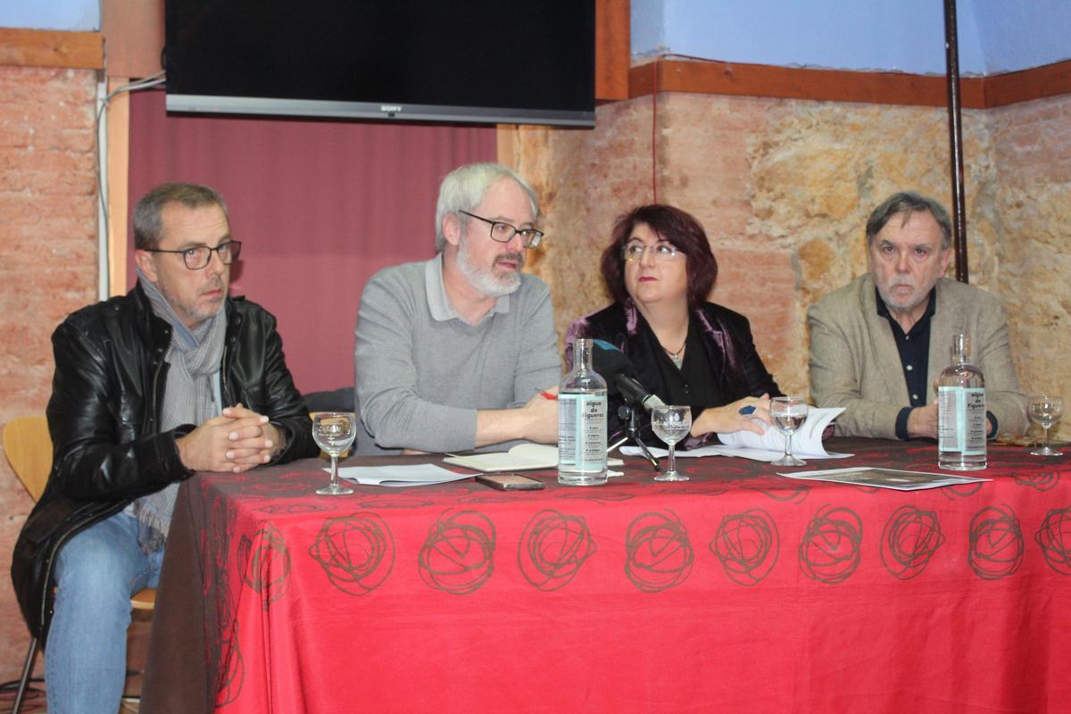 La presentació ha tingut lloc a la seu dels Amics del Castell
