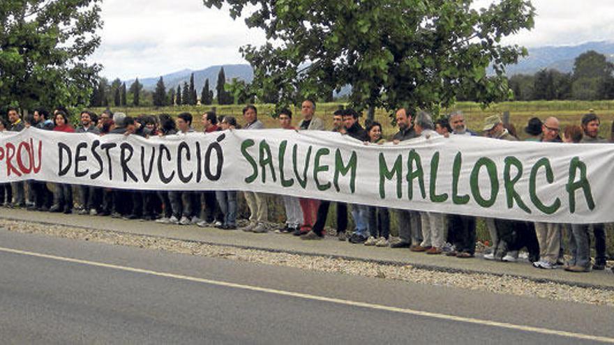 Imagen de una pasada manifestación contra el golf.