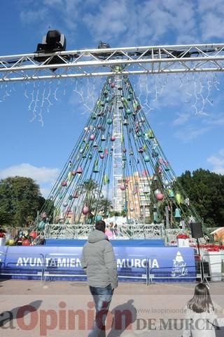 Actividades infantiles en el árbol de Navidad