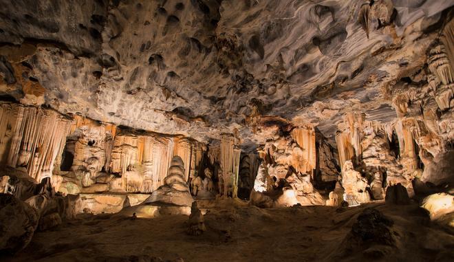 Cango, el sistema de cuevas más grande de África.