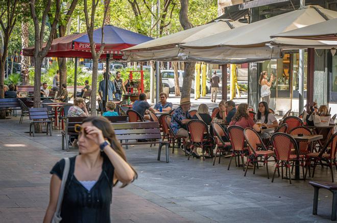 Una mujer migrante, con estudios universitarios y residente de Catalunya: el nuevo rostro del emprendedor en España