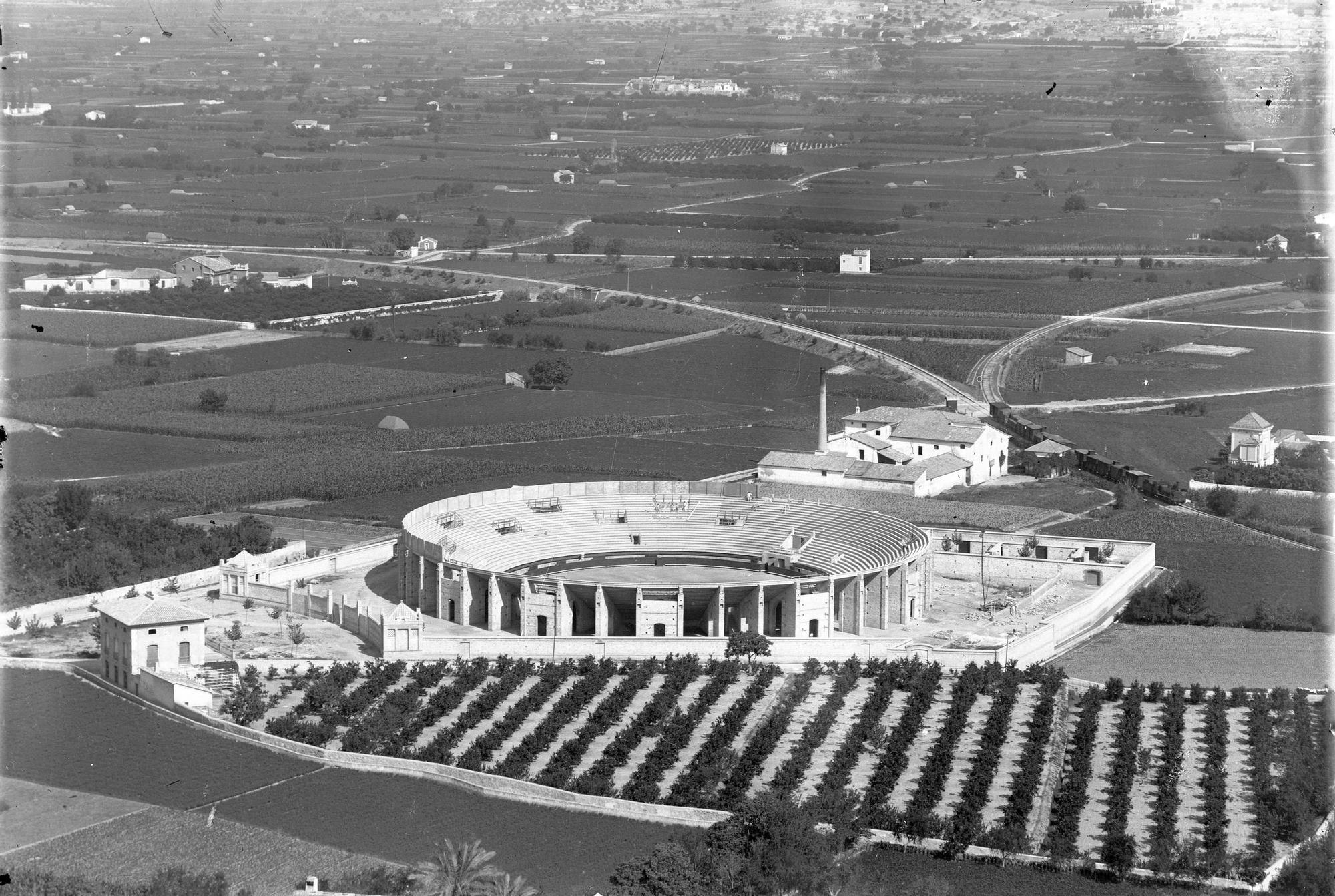 La plaza de toros de Xàtiva, en imágenes