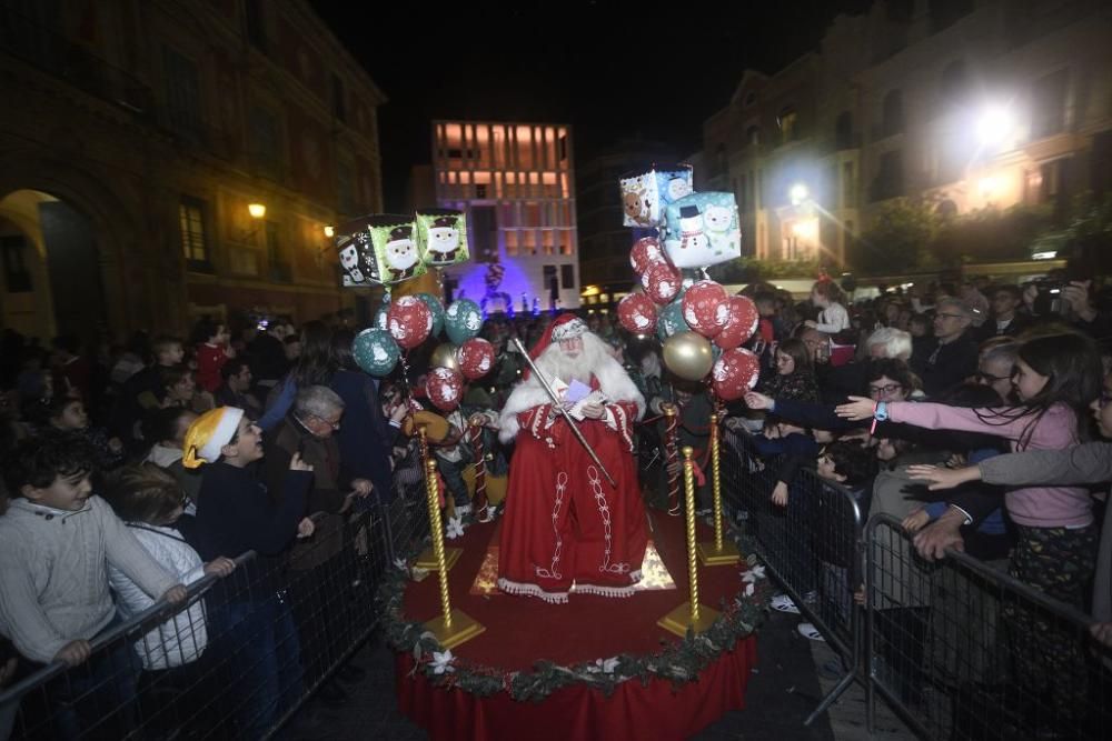 Así ha llegado Papa Noel a Murcia