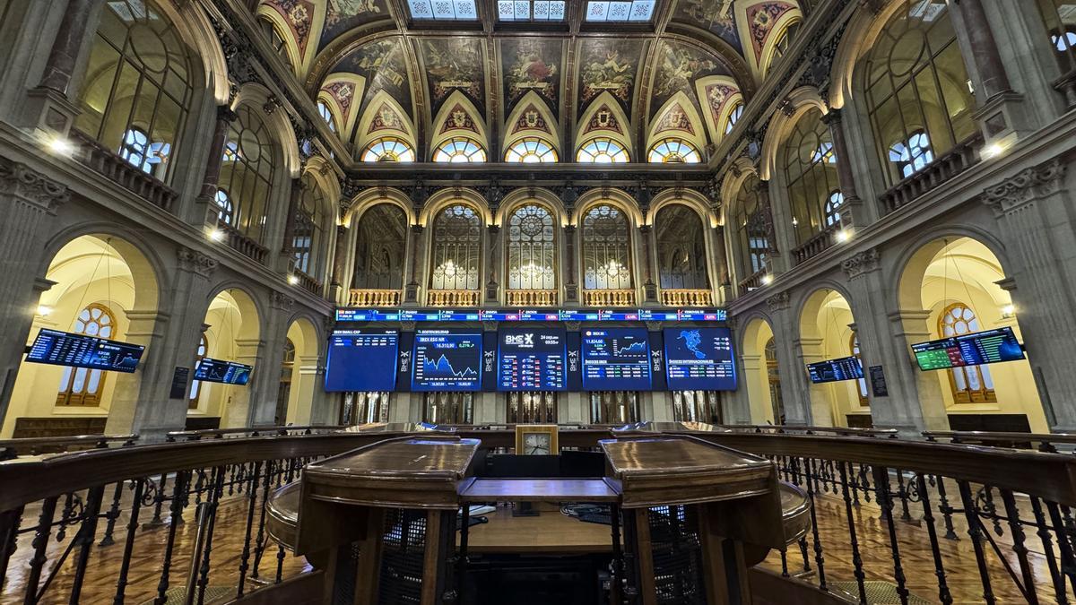 Interior del Palacio de la Bolsa de Madrid.