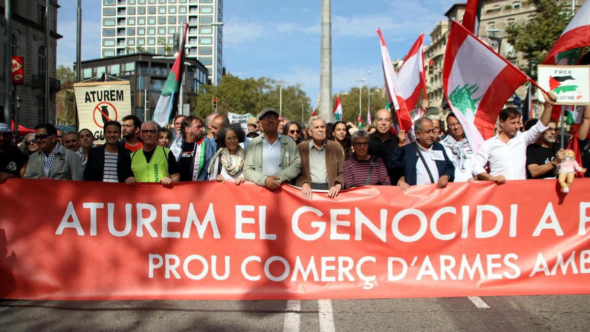 Cabecera de la manifestación a favor de Palestina en barcelona