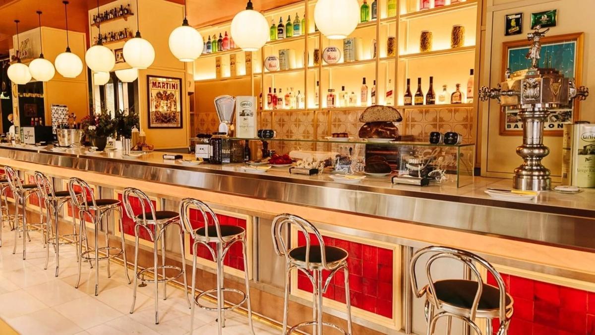 Interior de la Bodega Sagarra.