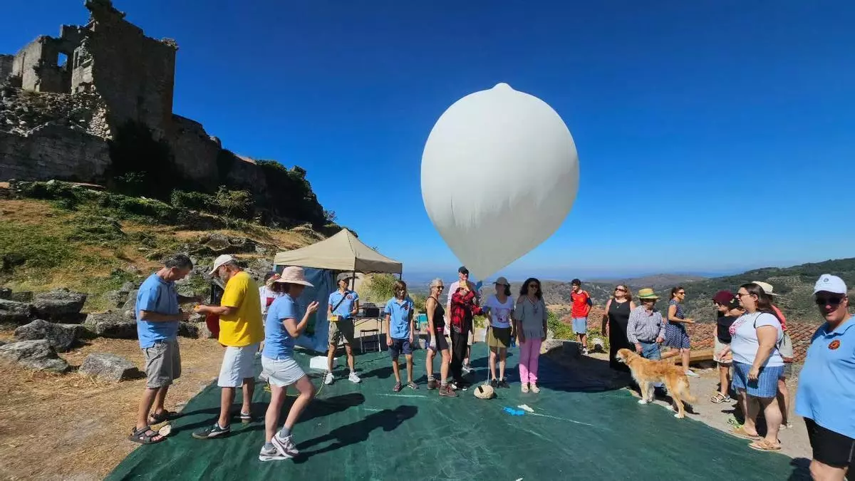 Sierra de Gata mira al espacio con el lanzamiento de la sonda estratosférica Gata Celeste II