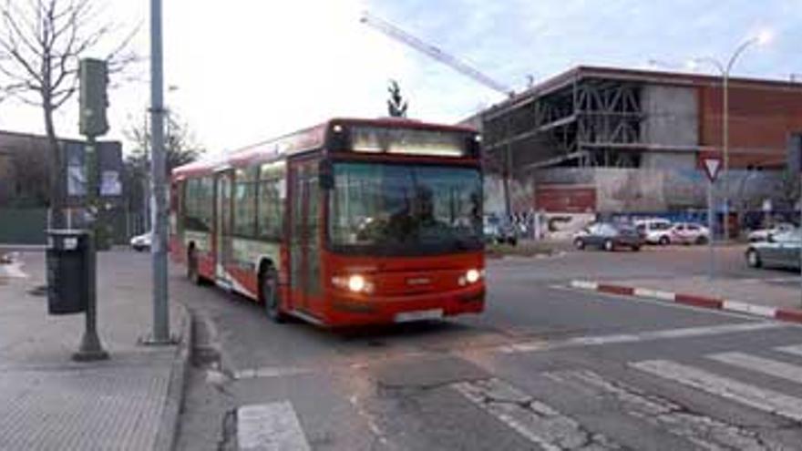 Díaz Ferrán tiene a la venta la empresa que presta el servicio de autobuses de Cáceres