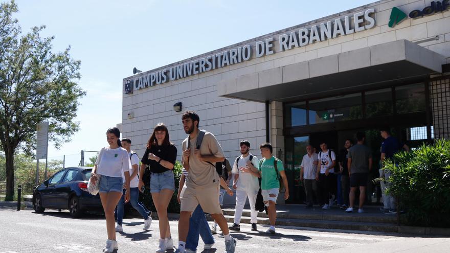 La Universidad de Córdoba pide a Renfe soluciones a los retrasos en los trenes a Rabanales