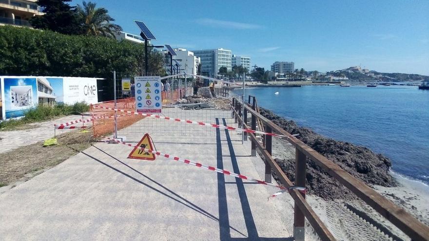 Vila repara el paseo de Platja d’en Bossa cinco meses después de su hundimiento | AE