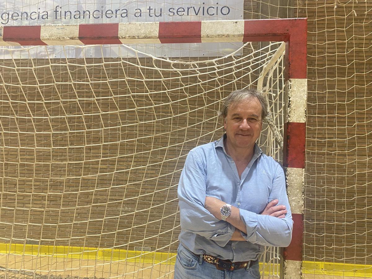 Jaime Cremades 'Ñago', cumple seis meses en la dirección del club alicantino