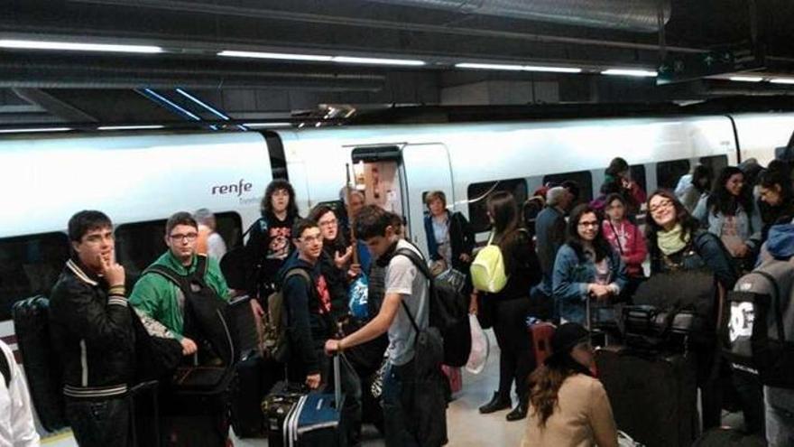 La Banda de Gaitas de Forcarei llega a Barcelona para actuar