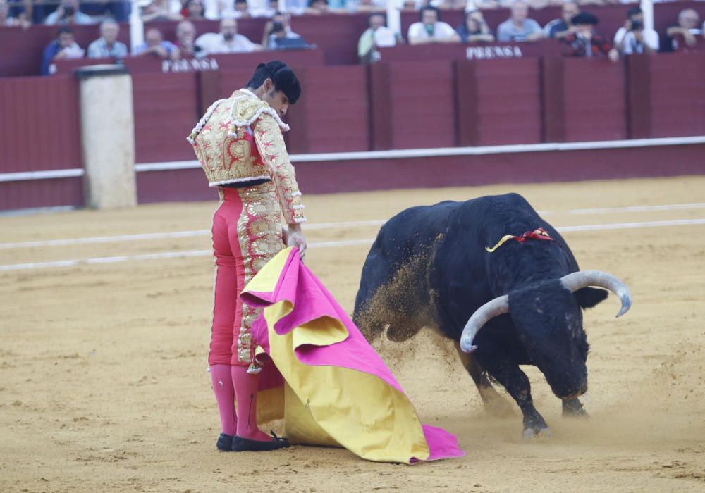 Sexta corrida de abono de la Feria Taurina