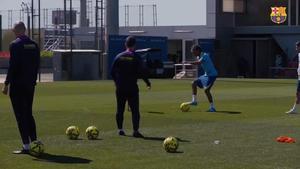 Golazo de Lamine Yamal en el entrenamiento