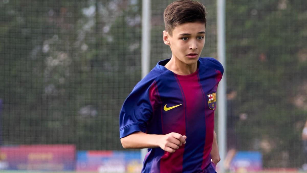 Hugo Tomás es un defensa zurdo muy elegante