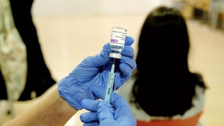 Coronavirus.- Cataluña empieza a administrar las vacunas de AstraZeneca