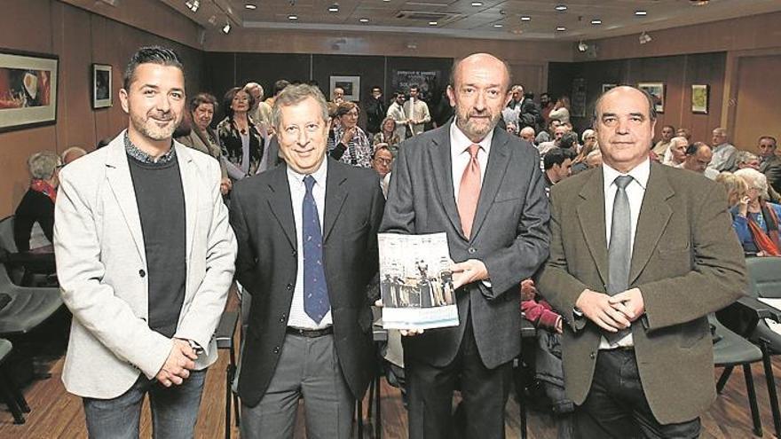 La junta coordinadora de cofradías presenta su revista