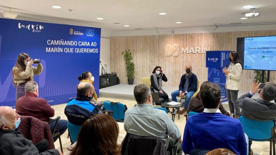 Reunión celebrada el pasado jueves en el museo Manuel Torres.   | // FDV