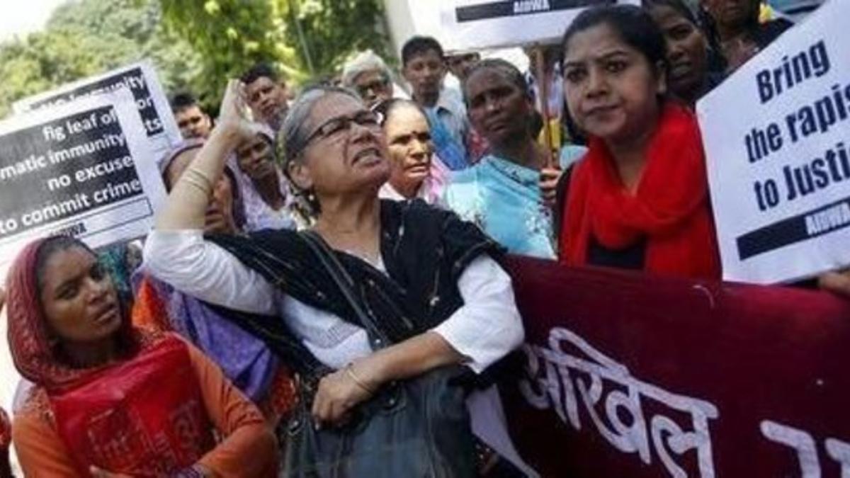 Manifestantes de la organización All India Democratic Women en una protesta ante la Embajada de Arabia Saudí en Nueva Delhi, el pasado 10 de setiembre.