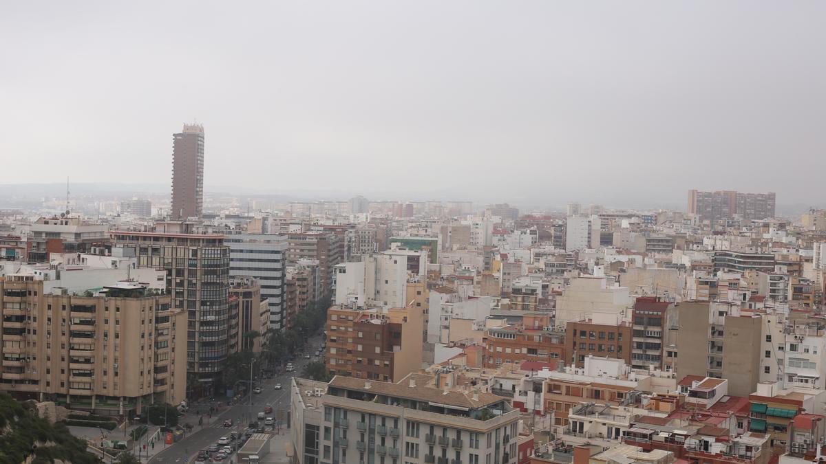 Cielos nubosos y niebla para hoy en la provincia de Alicante