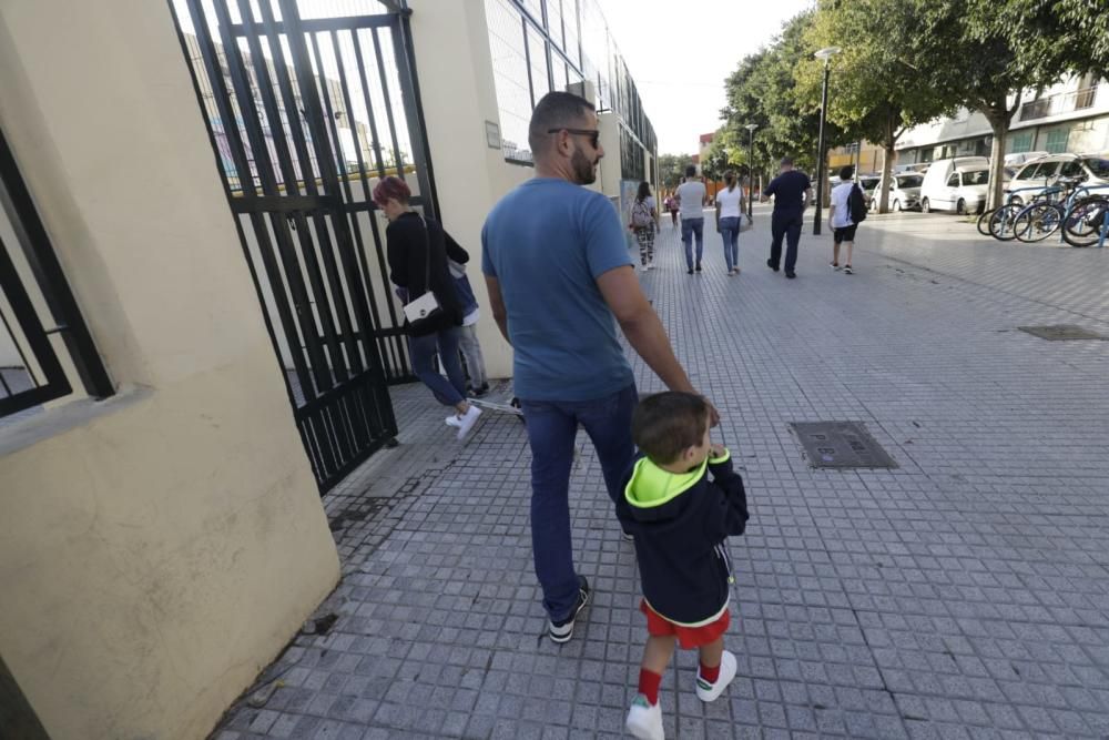 Empieza el curso escolar en Mallorca a medio gas