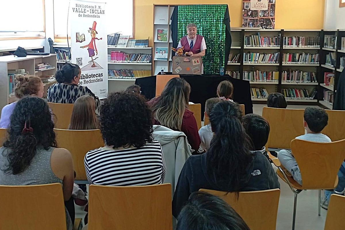 Contacontos «Contos animados» de Expresión Producións na Biblioteca Valle Inclán.   | // D.P.