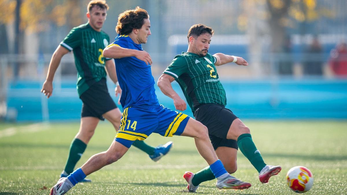 Acción del partido entre las selecciones de Extremadura y Canarias.