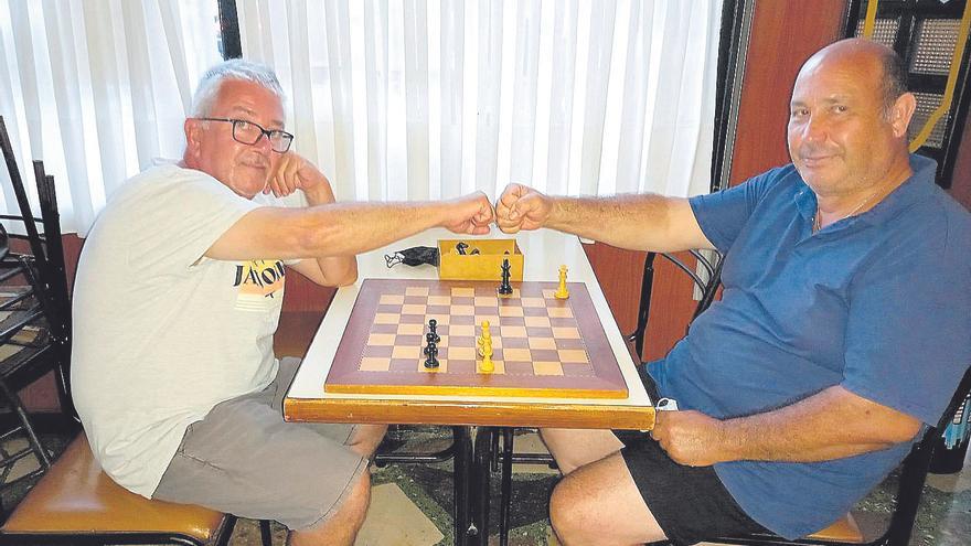 El ajedrez crece en Alcalà y Alcossebre con dos escuelas