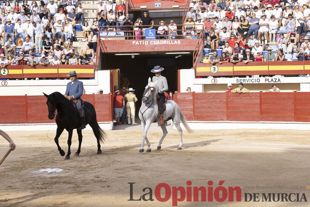 Tarde histórica en Abarán con la alternativa de José María Trigueros y el indulto de Tomás Rufo, junto a Castella salieron a hombros