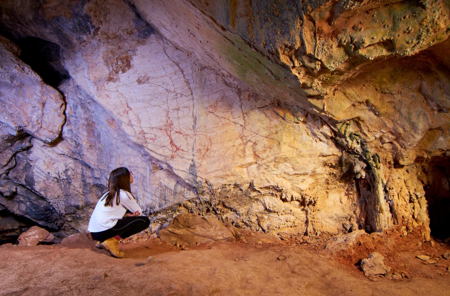 Otra actividad imprescindible de Aýna es explorar la Cueva del Niño