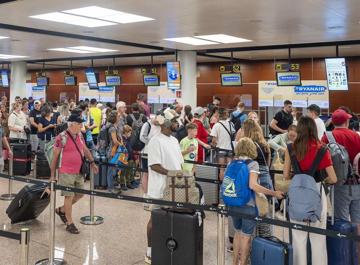 La vaga del ‘handling’ de Ryanair comença sense gairebé incidents
