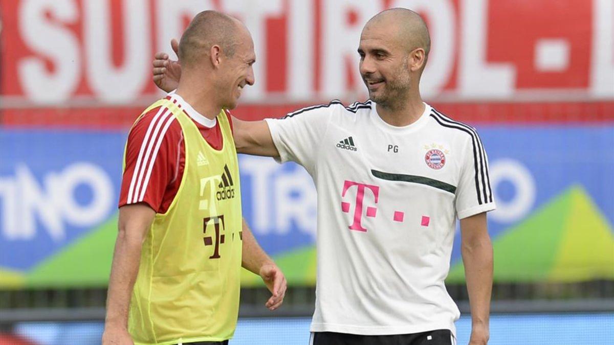Robben y Guardiola coincidieron el el Bayern Múnich entre 2013 y 2016