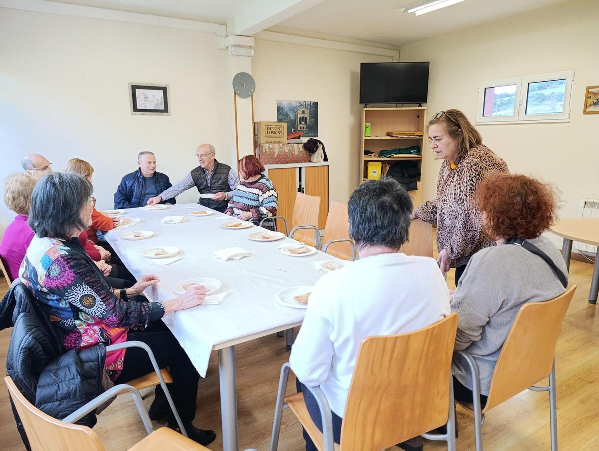 Villabona "se merienda" el "Antroxu" en Llanera