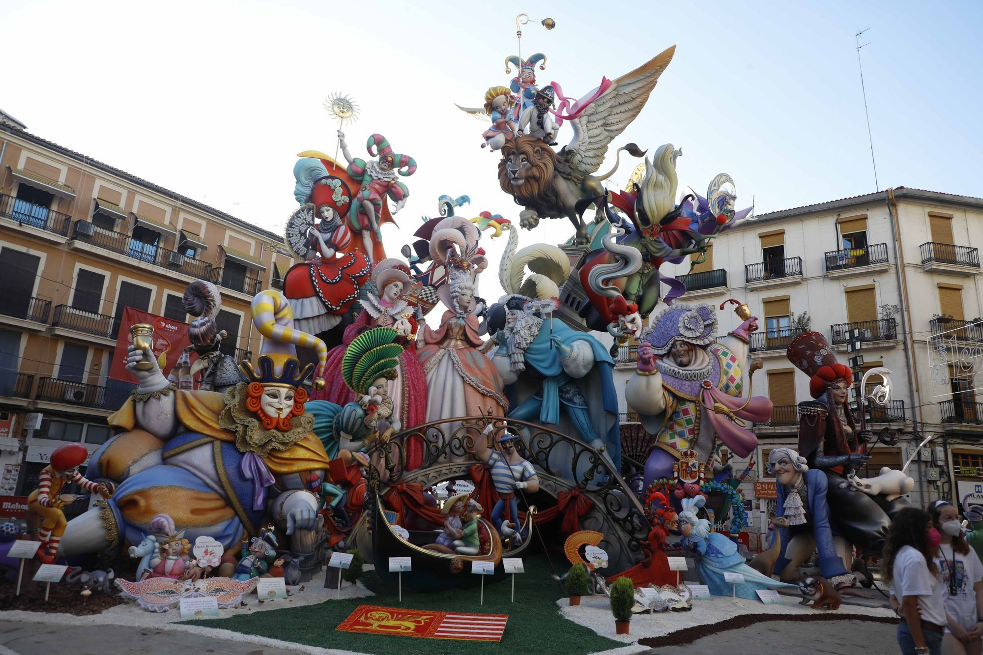 Las nueve fallas de especial y sus espectaculares escenas