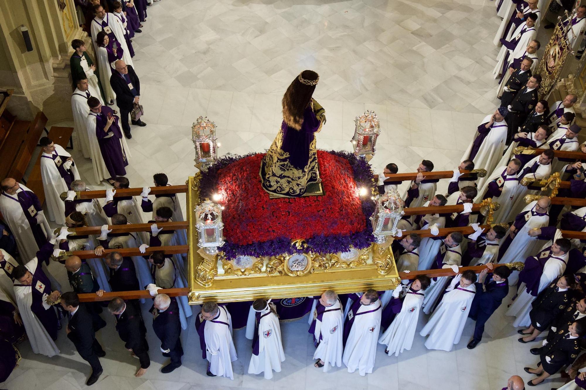 Así 'procesionó' la Hermandad del Rescate dentro de San Juan Evangelista de Murcia