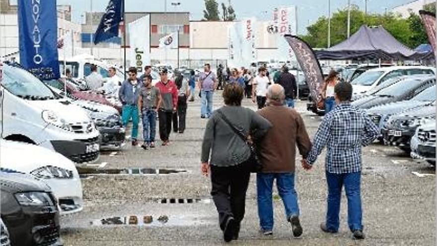 La Fira va oferir una gran varietat de marques i gammes de cotxes.