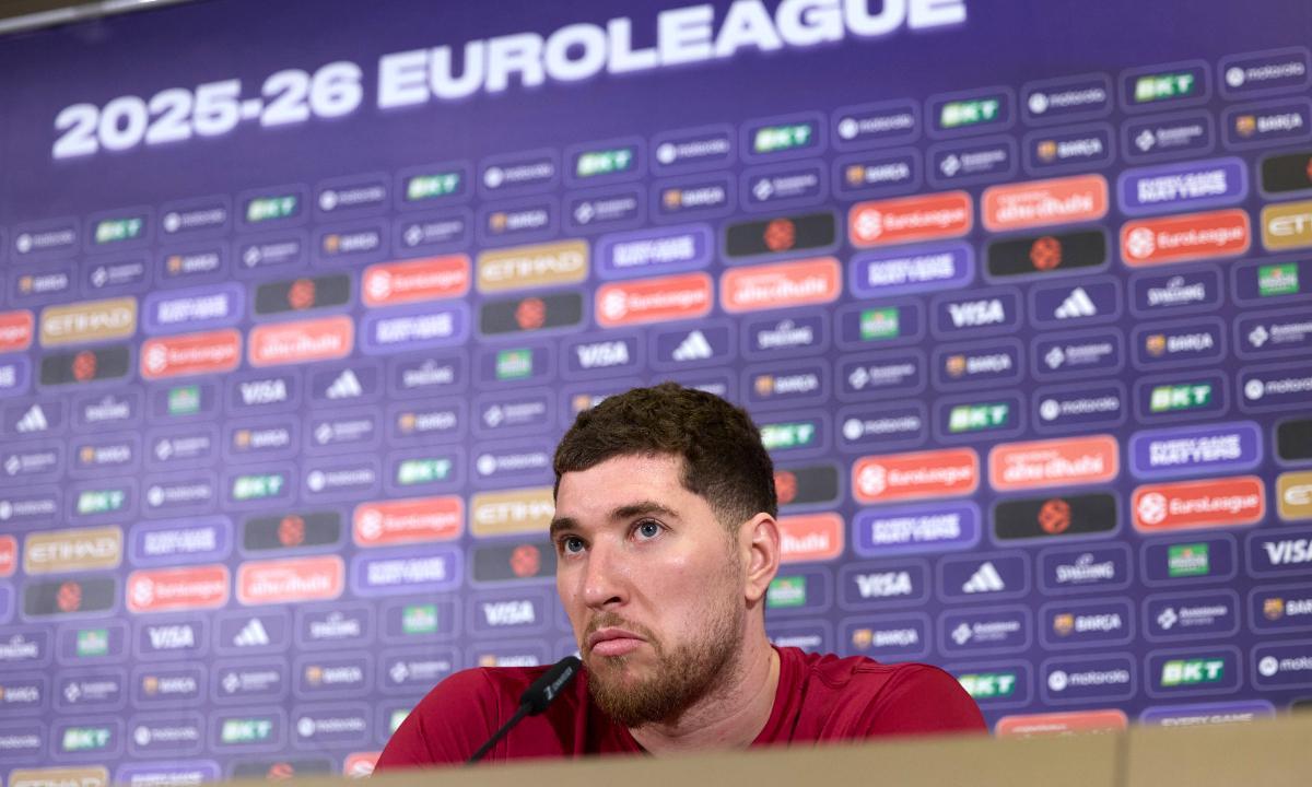 Joel Parra, centrado en el duelo ante el Paris Basketball