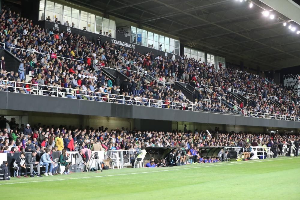 FC Cartagena-FC Barcelona a beneficio de los afect