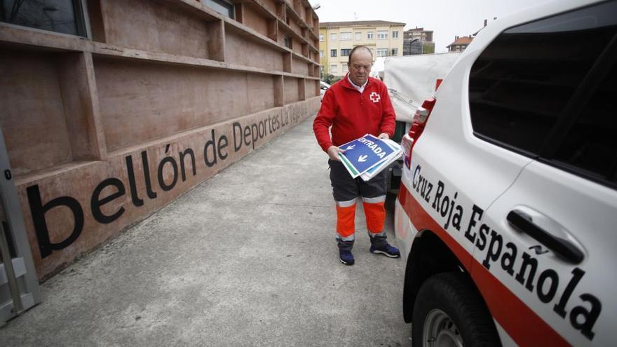 El pabellón de La Tejerona (Gijón), preparado para acoger a personas &quot;sin techo&quot;